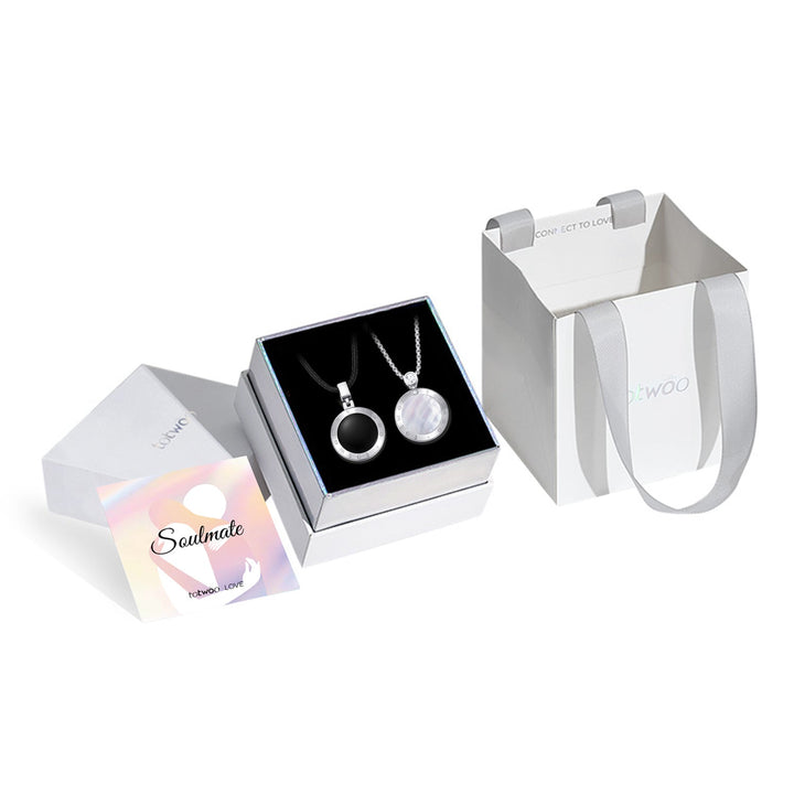 Soulmate 2.0 Touch-Halsketten mit Obsidian und Perlmutt-Elementen