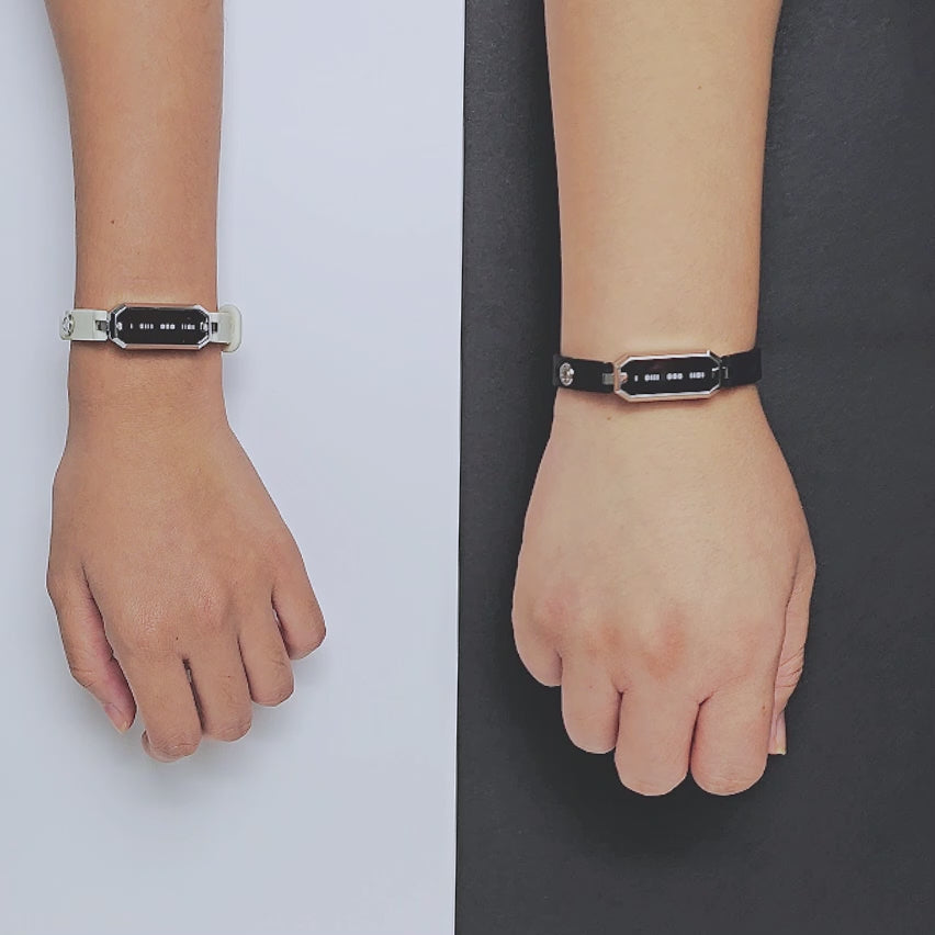 [Nur 100 Paare | Limitierte Edition zum 10. Jubiläum] Morse LOVE Toucharmbänder mit Silikon